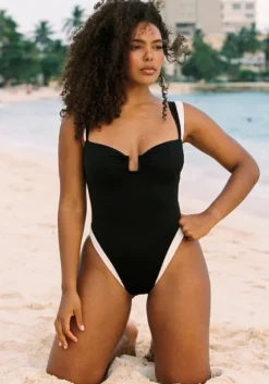 Sale Away That Day Cannes Swimsuit Black/White Black / Ivory