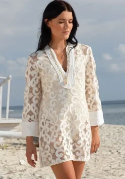 Fashion Miss June Chandra Kaftan