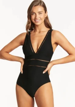 Clearance Sea Level Honeycomb Spliced Swimsuit Black