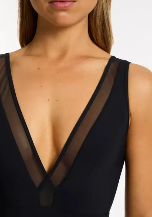 Clearance JETS Swimwear Jetset Lure Plunge Swimsuit Black