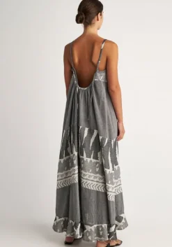 Best Pearl & Caviar Scorpios Maxi Dress Black / White White/Black